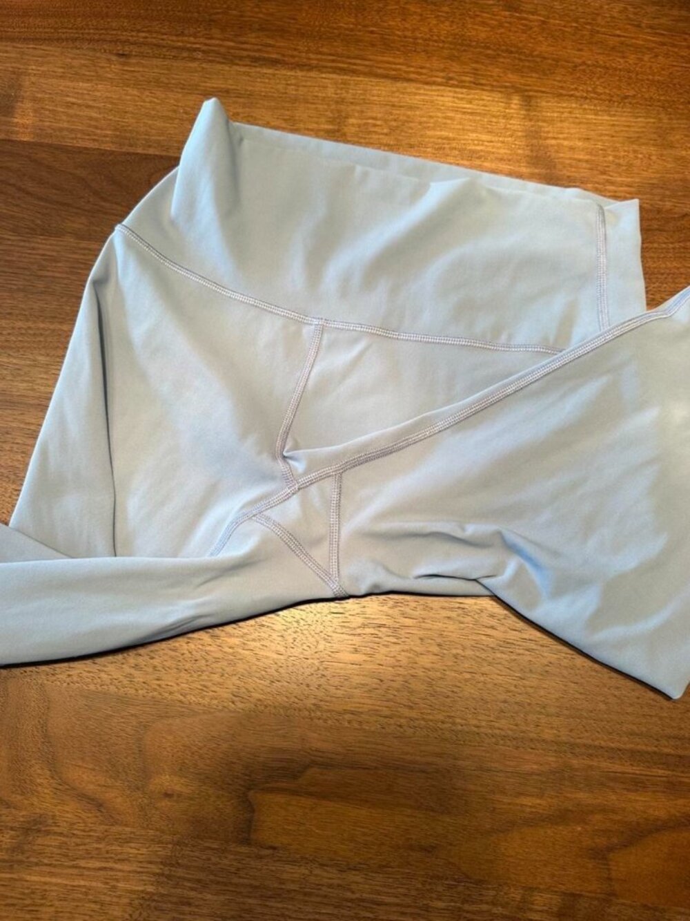 Light blue Lululemon leggings - Picture 3 of 4